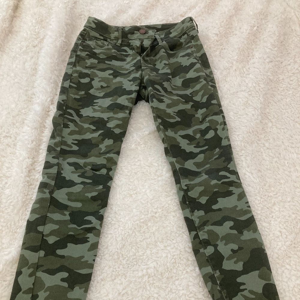 Camouflage old navy jeans